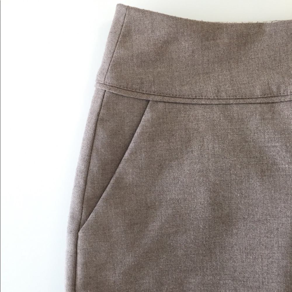H&M Taupe Pencil Skirt with Pockets Size 6